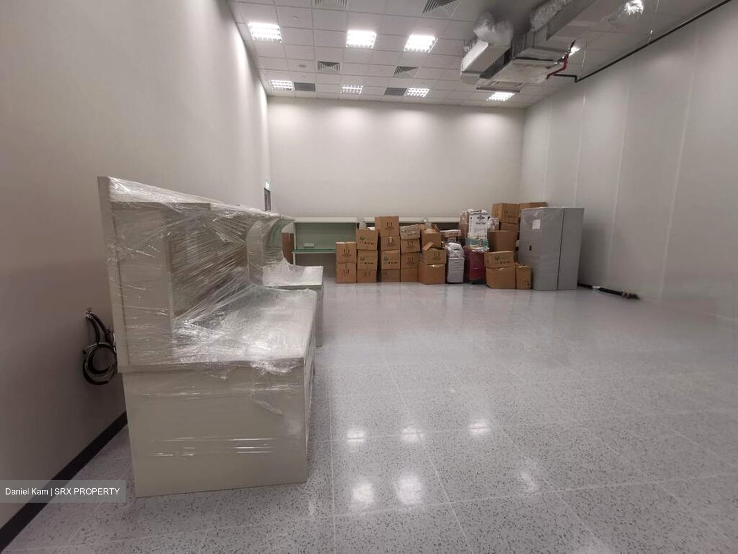 Chuan Vista (D19), Warehouse #472852901